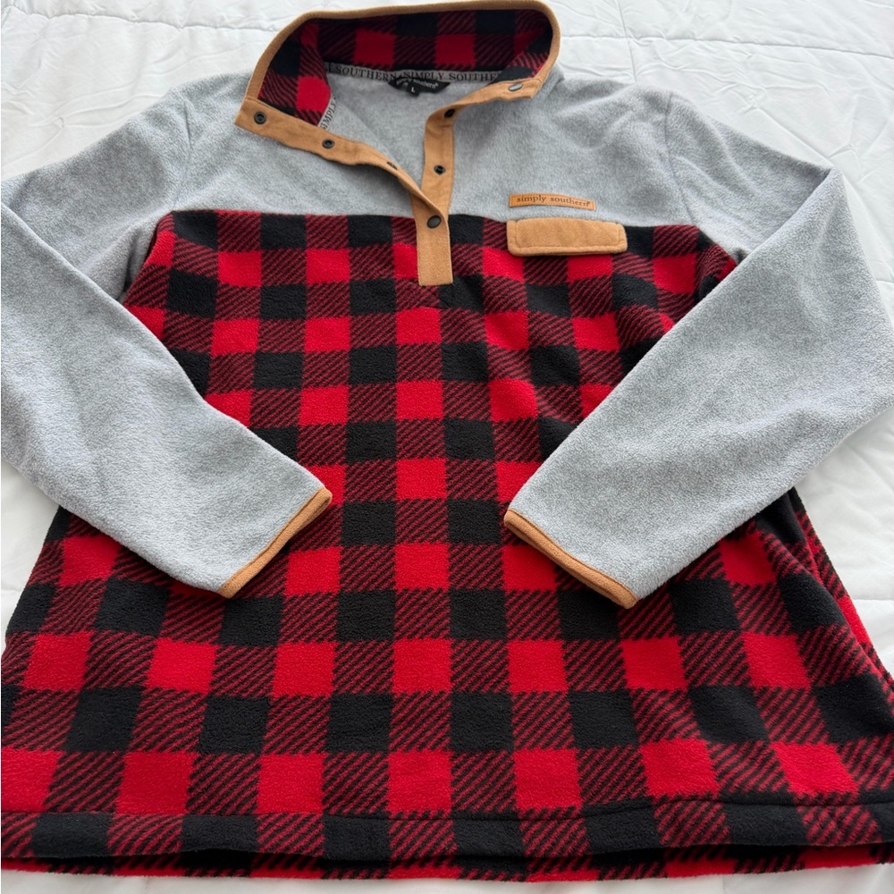 Simply Southern Red and Black Plaid Women’s Fleece Large